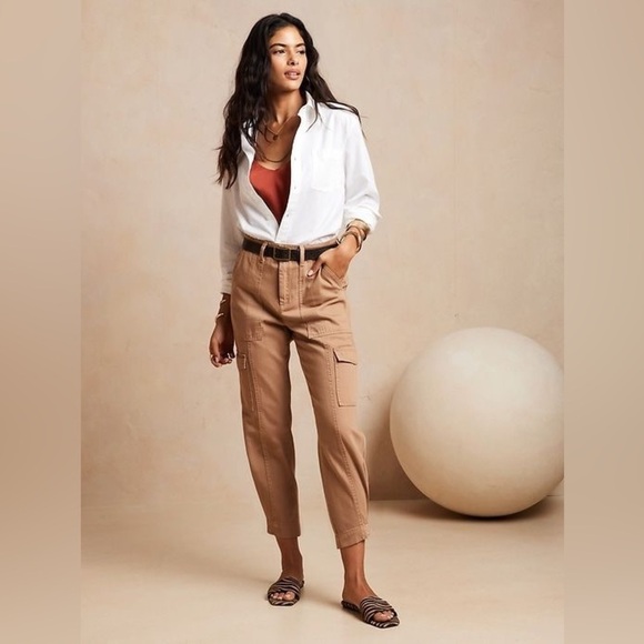 Banana Republic Factory Relaxed Cargo Pants Jeans Tan Brown Size 6P Cropped - Picture 1 of 13